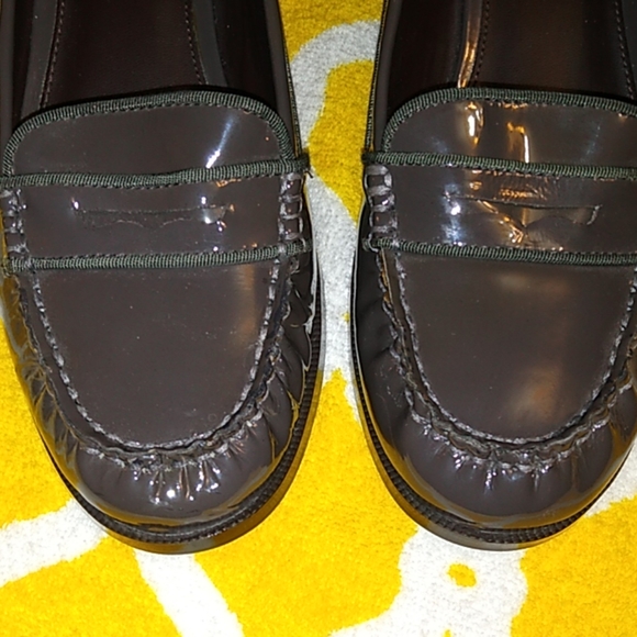 Ralph Lauren  Sz. 9.5B  (Narrow) Shoes Gray  Like New - Picture 7 of 8